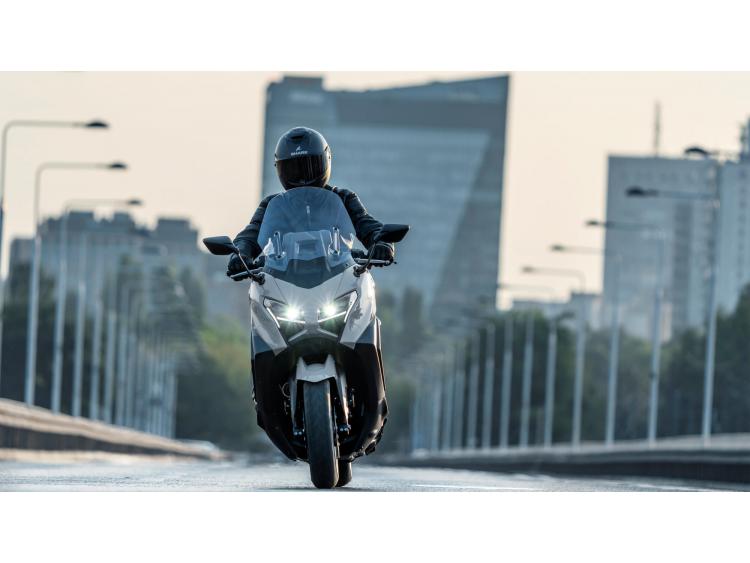 YAMAHA TMAX 560 TECH MAX