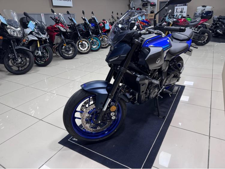 YAMAHA MT-07