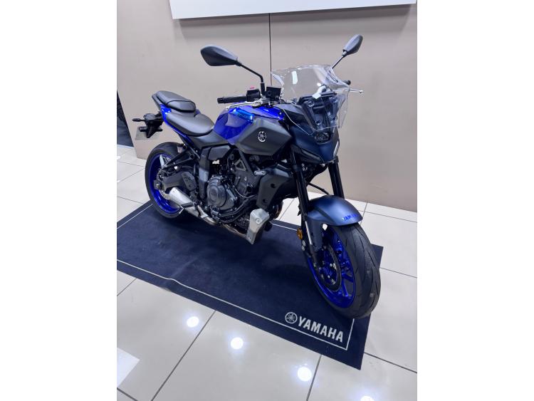 YAMAHA MT-07