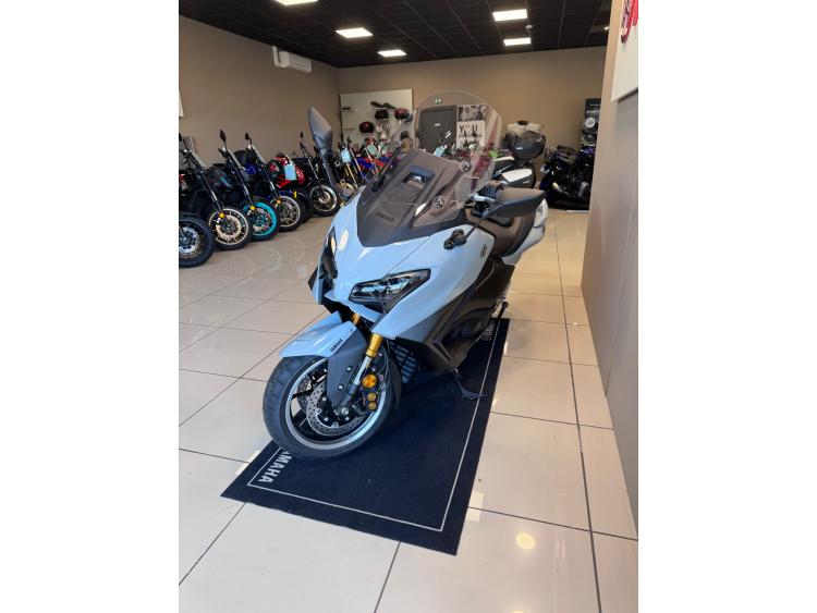 YAMAHA XP T-MAX 560 TECH MAX