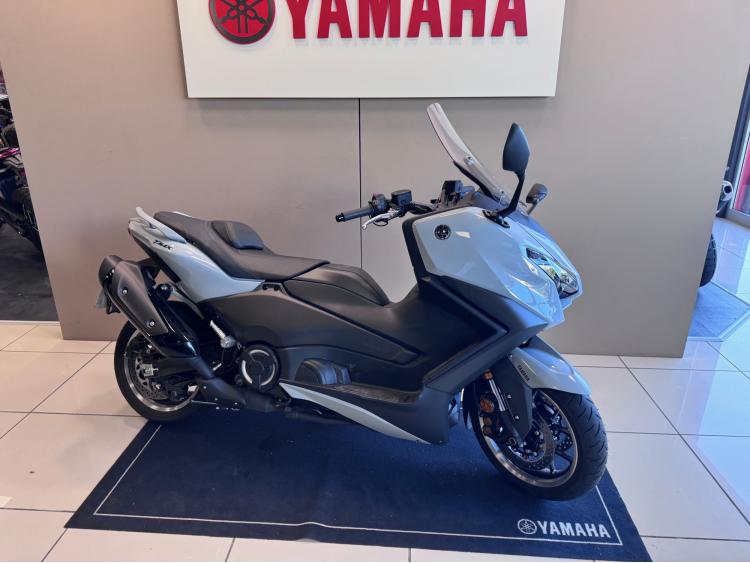 YAMAHA XP T-MAX 560 TECH MAX