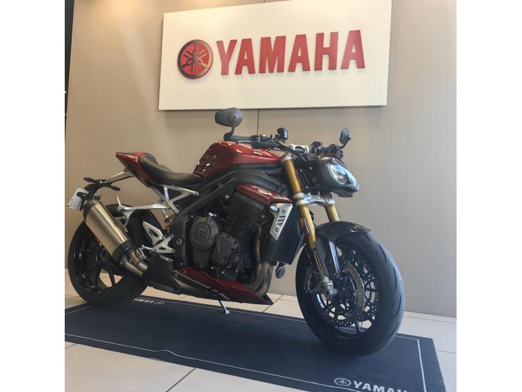 TRIUMPH SPEED TRIPLE 1200 RS