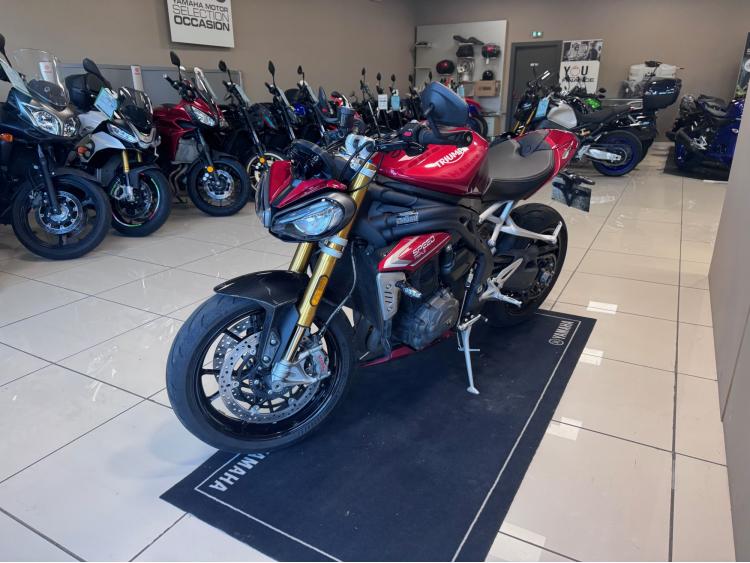 TRIUMPH SPEED TRIPLE 1200 RS