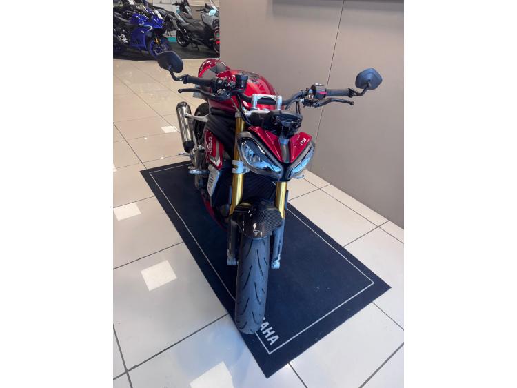 TRIUMPH SPEED TRIPLE 1200 RS