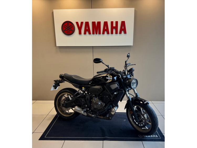 YAMAHA XSR 700 ABS