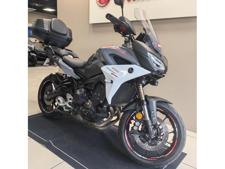 YAMAHA TRACER 900