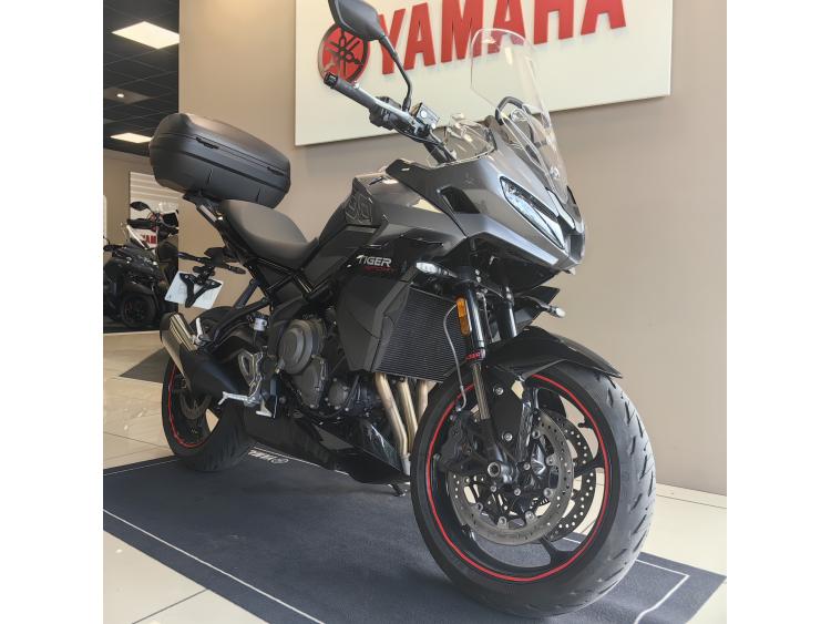 TRIUMPH TIGER 800