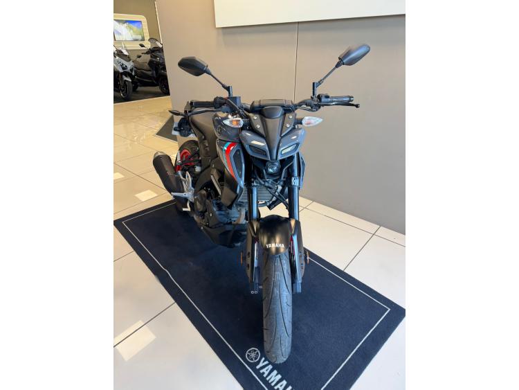 YAMAHA MT-125 ABS
